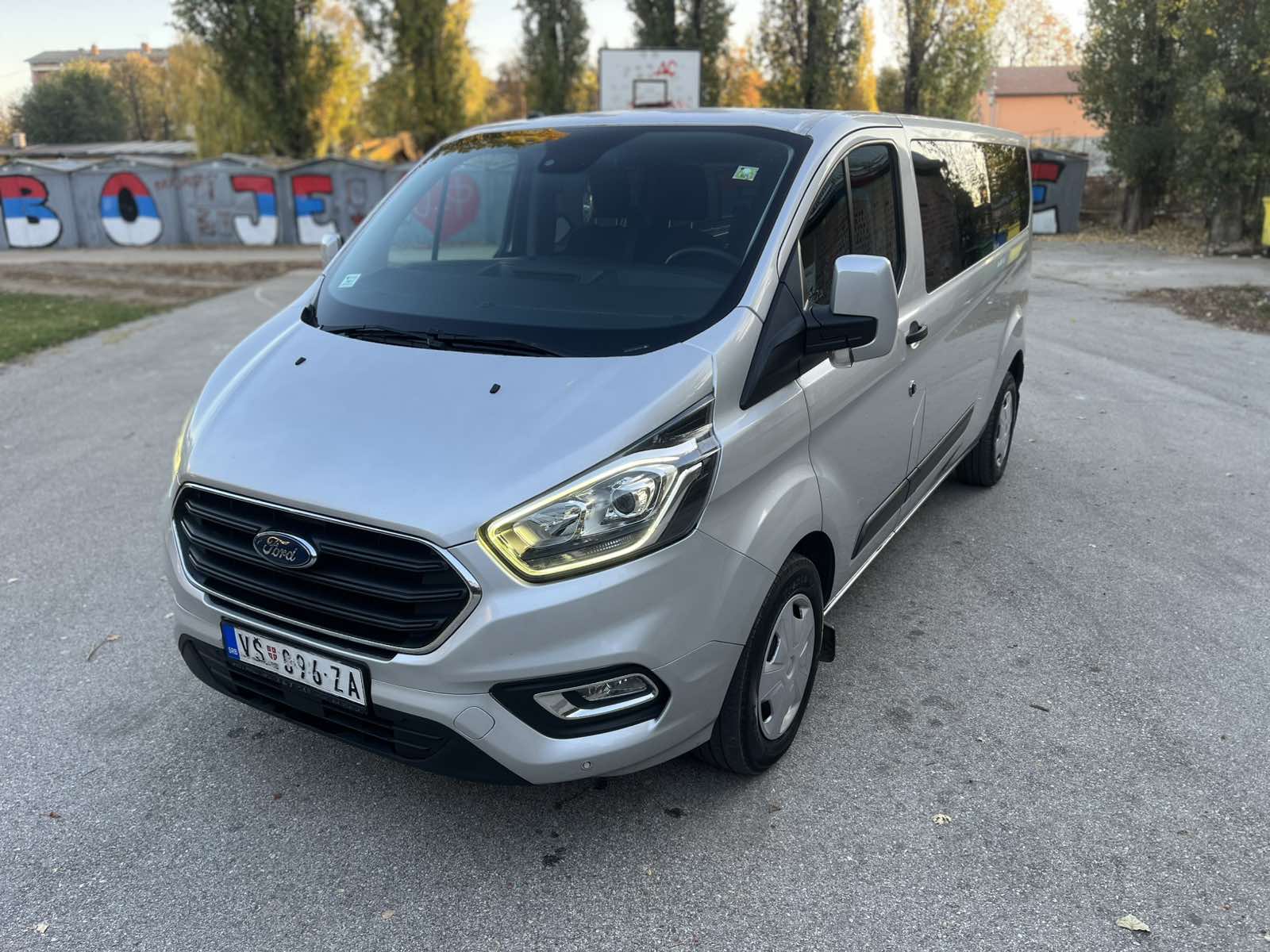 Ford Custom 2023 - rent a car Vršac Sinđa